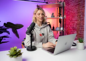 Photo session from the videodeck studio. We create video content for software companies and help them grow on YouTube. This photo is with one of our hosts, Heleana.