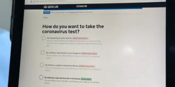 The UK Government website offers Covid 19 tests to key workers, however the limited number of available tests mean they are allocated within 15 minutes of the site going live.