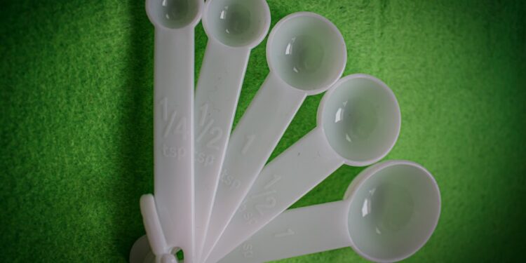 Measuring spoons