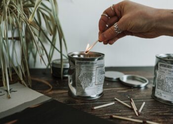 Apothecary 87 - Soy Candle (Original Recipe & 1893 Fragrance) | Image by Andrew Jackson