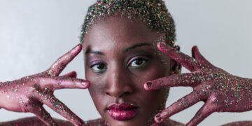 I love glitter (full body make up)