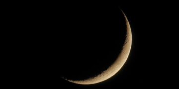 Moon eclipsed to a crescent