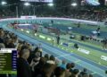 Keely Hodgkinson aan kop tijdens de 800 meter indoor in Liévin
